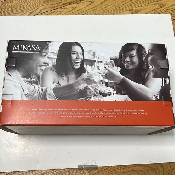 NWT MIKASA CARAFE FINE EUROPEAN LEAD -FREE‎ CRYSTAL. - Picture 1 of 8